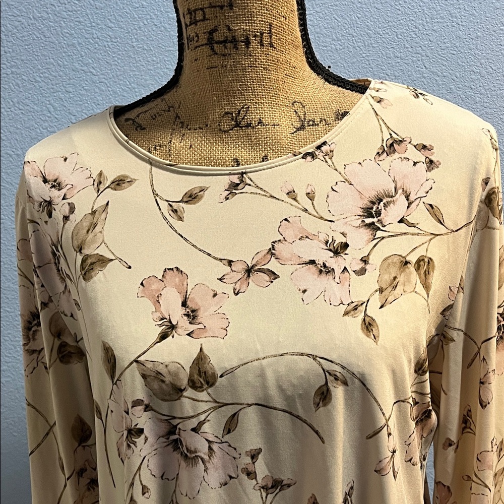 Karl Lagerfeld Beige Floral Blouse - Picture 2 of 6